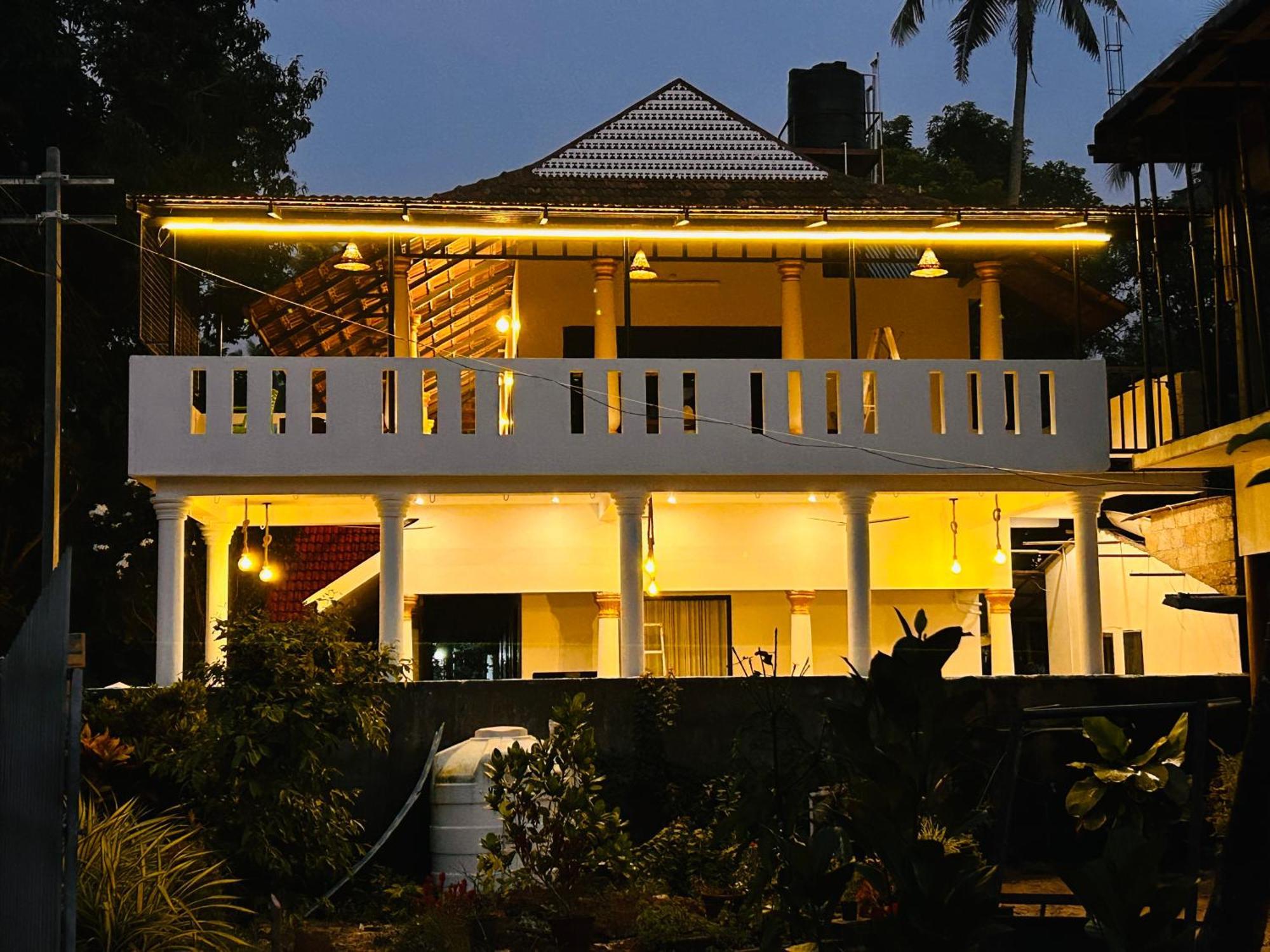 Marari Beach Cleetus Homestay Mararikulam Bagian luar foto