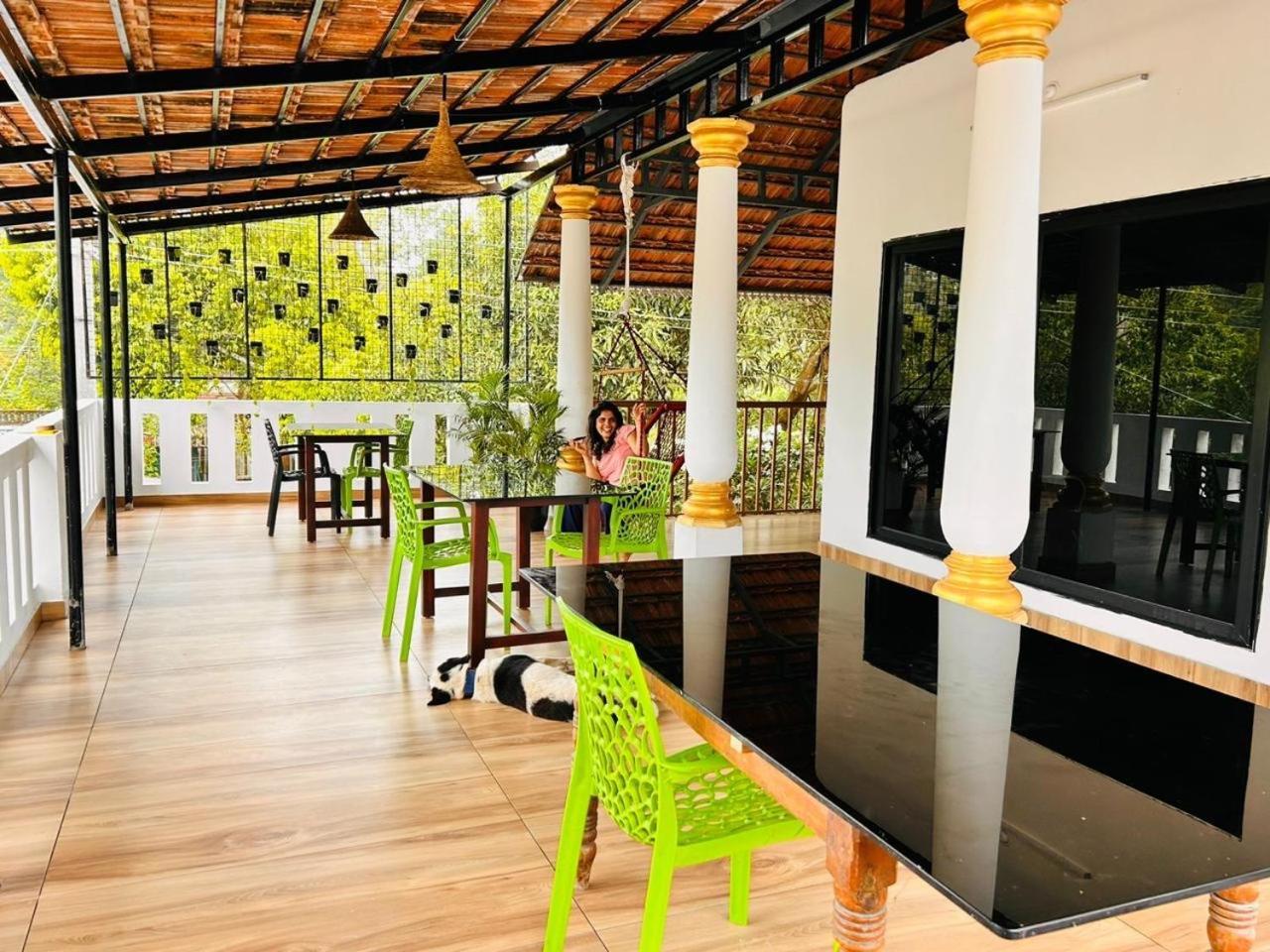 Marari Beach Cleetus Homestay Mararikulam Bagian luar foto